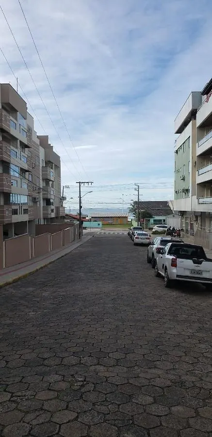 Excelente Apto 3 Quartos Em Bombas, 100 Metros Do Mar E 2 Vagas De Garagem Bombinhas 0*,